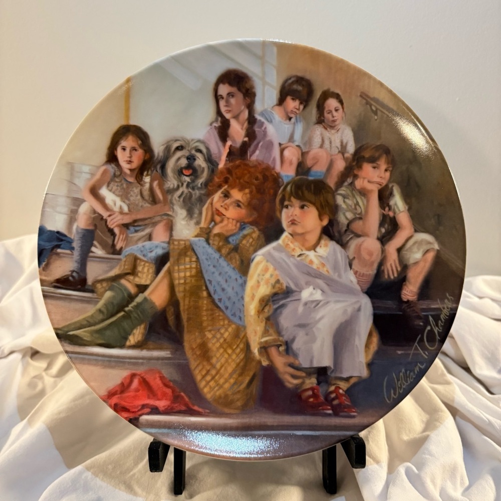 Knowles Limited Edition Plate: Annie and the Orphans